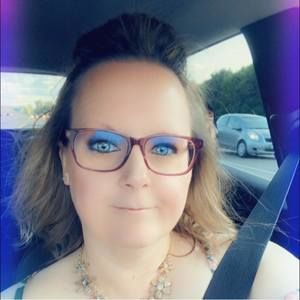 Meet your Posher, Becky